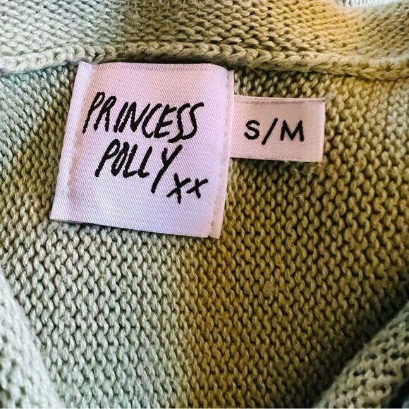 Women's Green Sweater - Picture 9 of 10